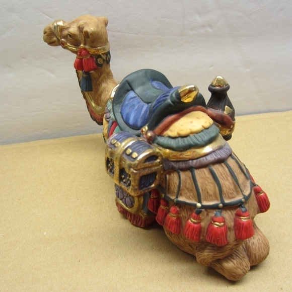 Camel Replacement - Kirkland Signature Nativity Set(13) Costco Christmas Holiday - Picture 3 of 10